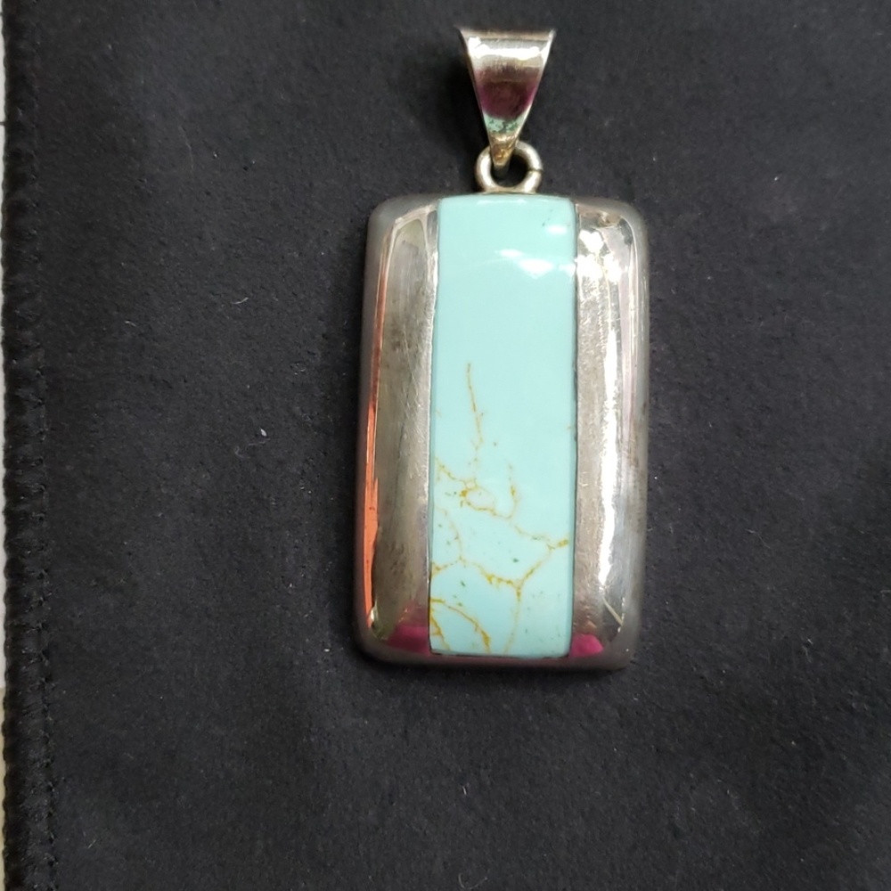 Pendent w/ sterling silver, aqua stone, gold inf